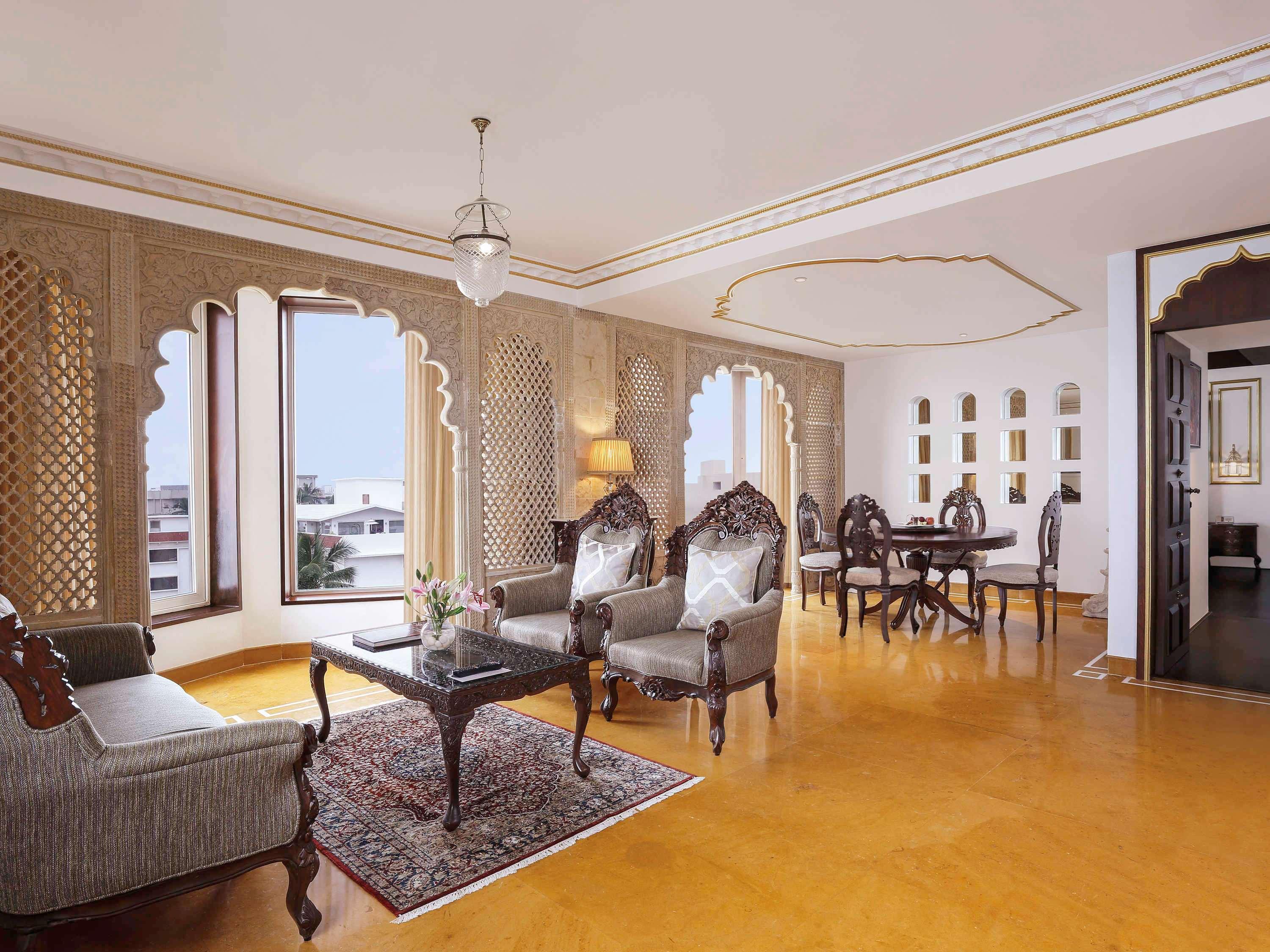 Novotel Mumbai Juhu Beach Экстерьер фото A suite at the Taj Mahal Palace