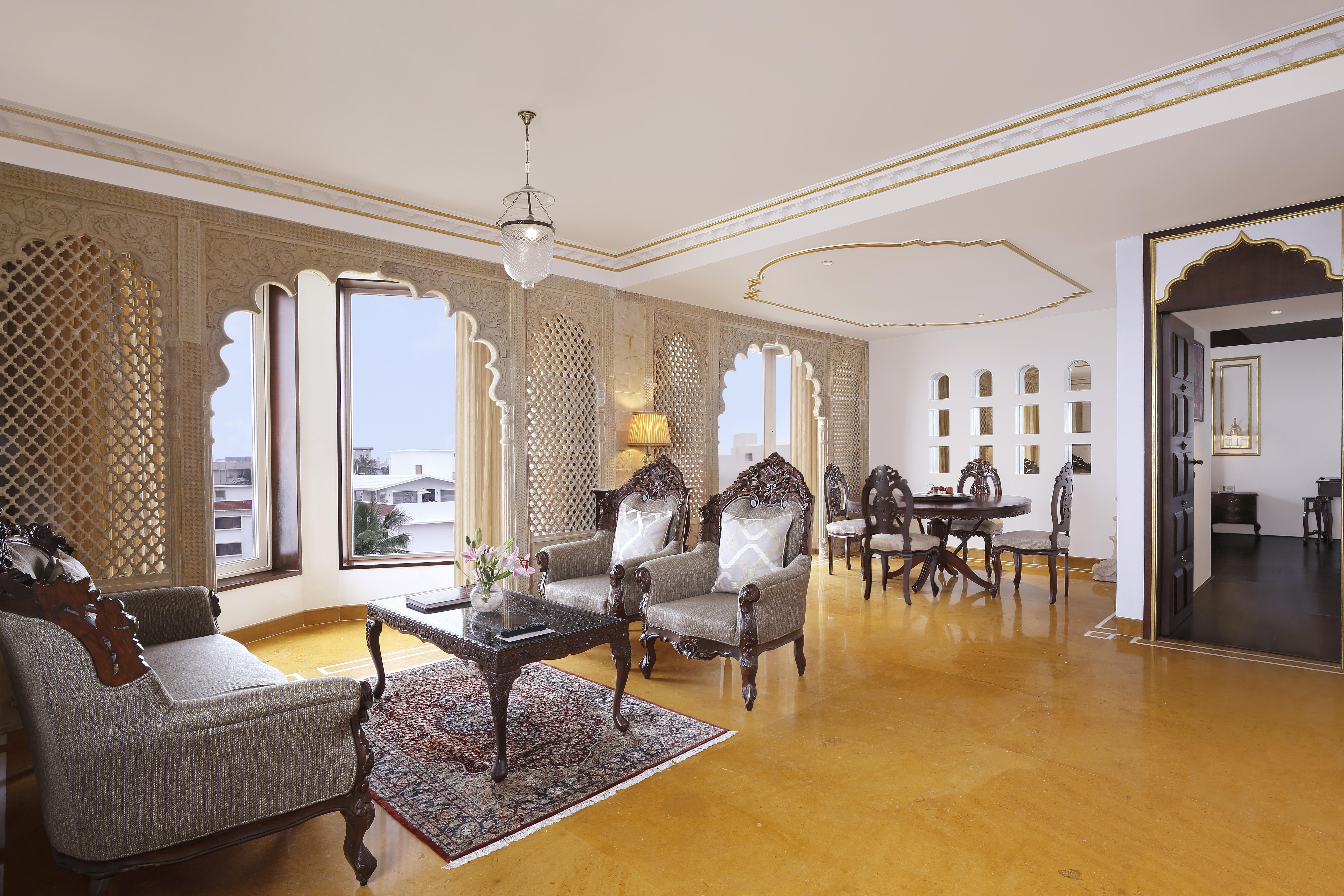 Novotel Mumbai Juhu Beach Экстерьер фото A suite at the Taj Mahal Palace