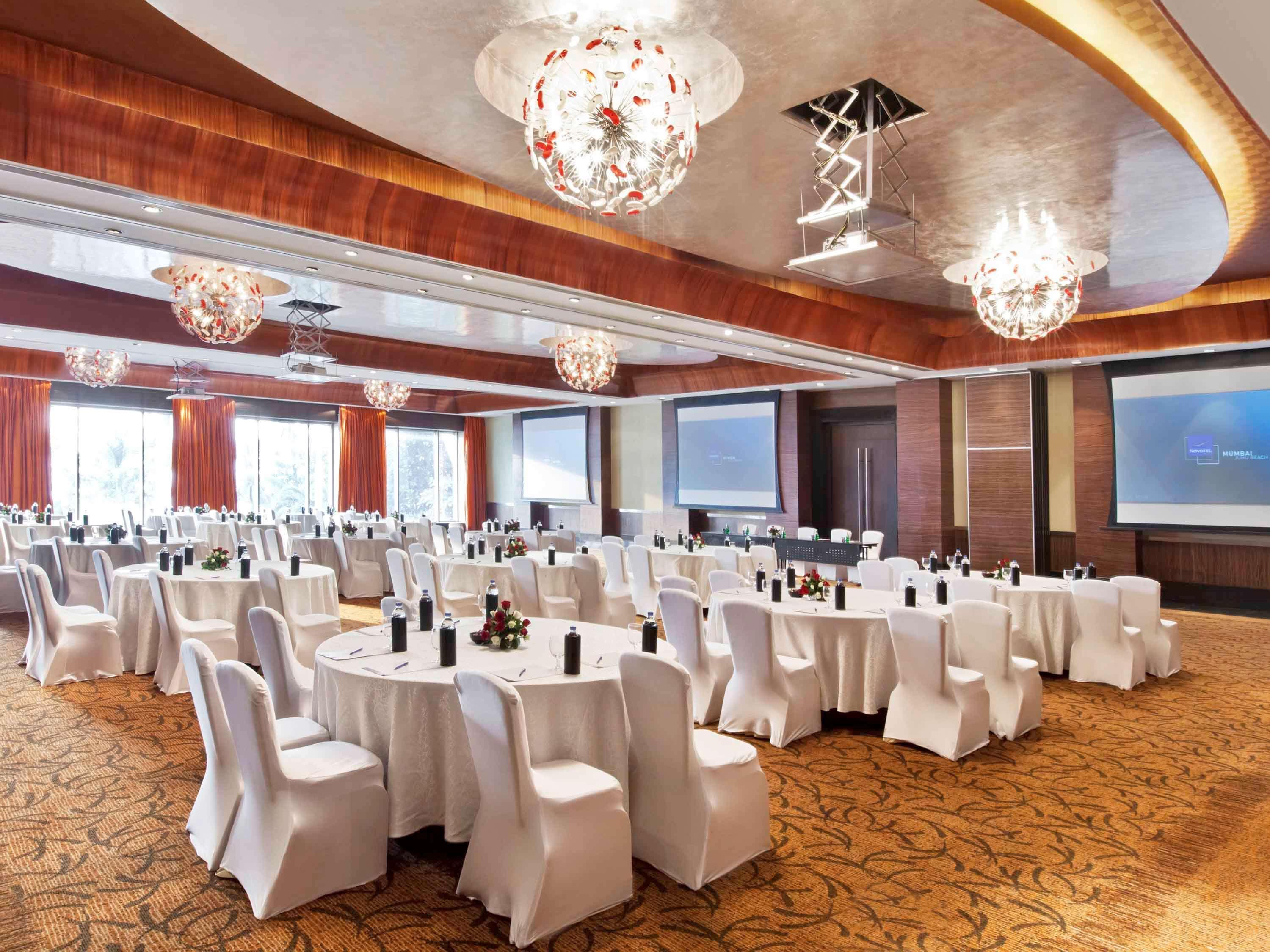 Novotel Mumbai Juhu Beach Экстерьер фото The Grand Ballroom