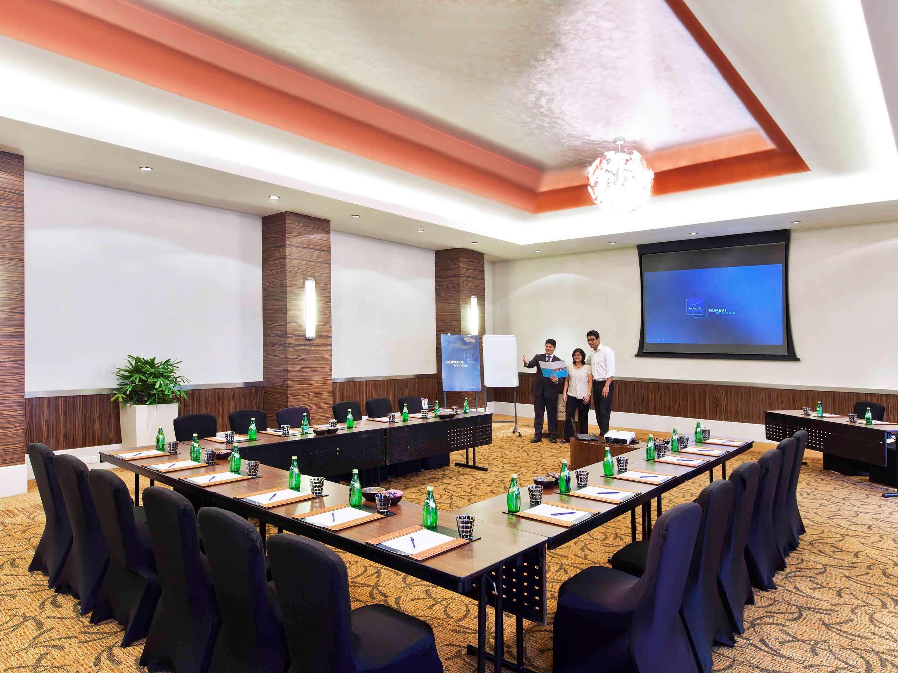 Novotel Mumbai Juhu Beach Экстерьер фото Meeting room